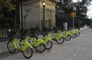 Ciudad de Buenos Aires. Mayo 27 de 2016. El jefe de Gobierno de la Ciudad de Buenos Aires, Horacio Rodríguez Larreta, anunció hoy la incorporación de nuevas unidades al sistema de Ecobici, con mayor seguridad para los usuarios, al tiempo que anticipó la inauguración de más estaciones. “Ya tenemos 500 bicicletas en circulación, vamos a llegar a 1.000 a principios de agosto, y todo el programa apunta a llegar a 3.000.  Foto Matias Repetto-gv/GCBA.-